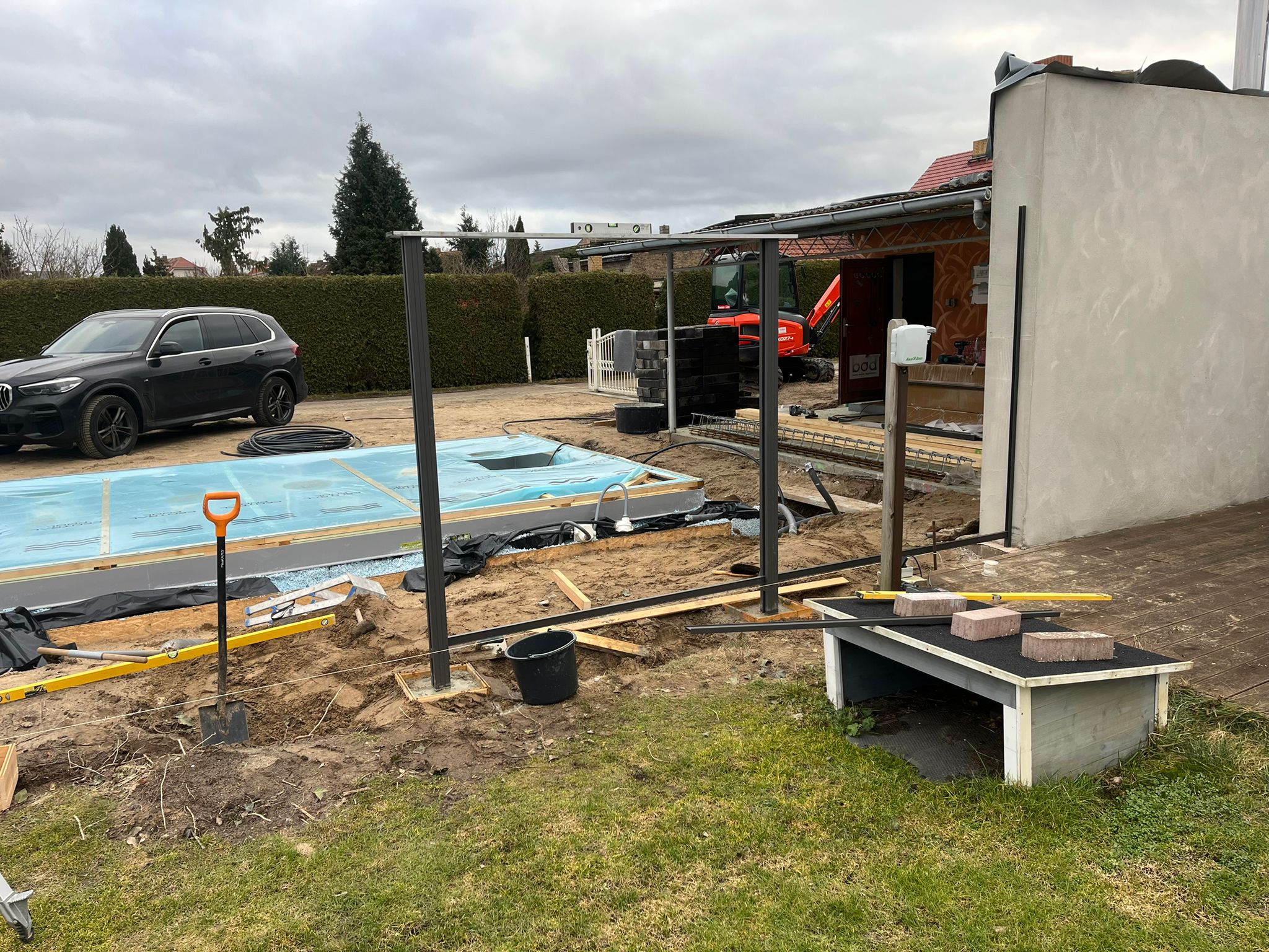Zaunbau und Grundstückseinfassung im Garten